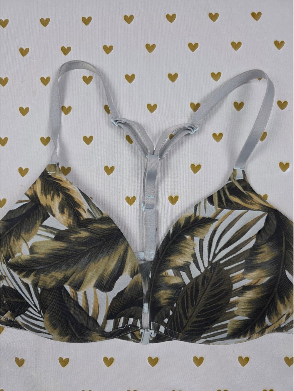 Victorias Secret PINK Front Close Palm Racerback Bra 32C Push Up